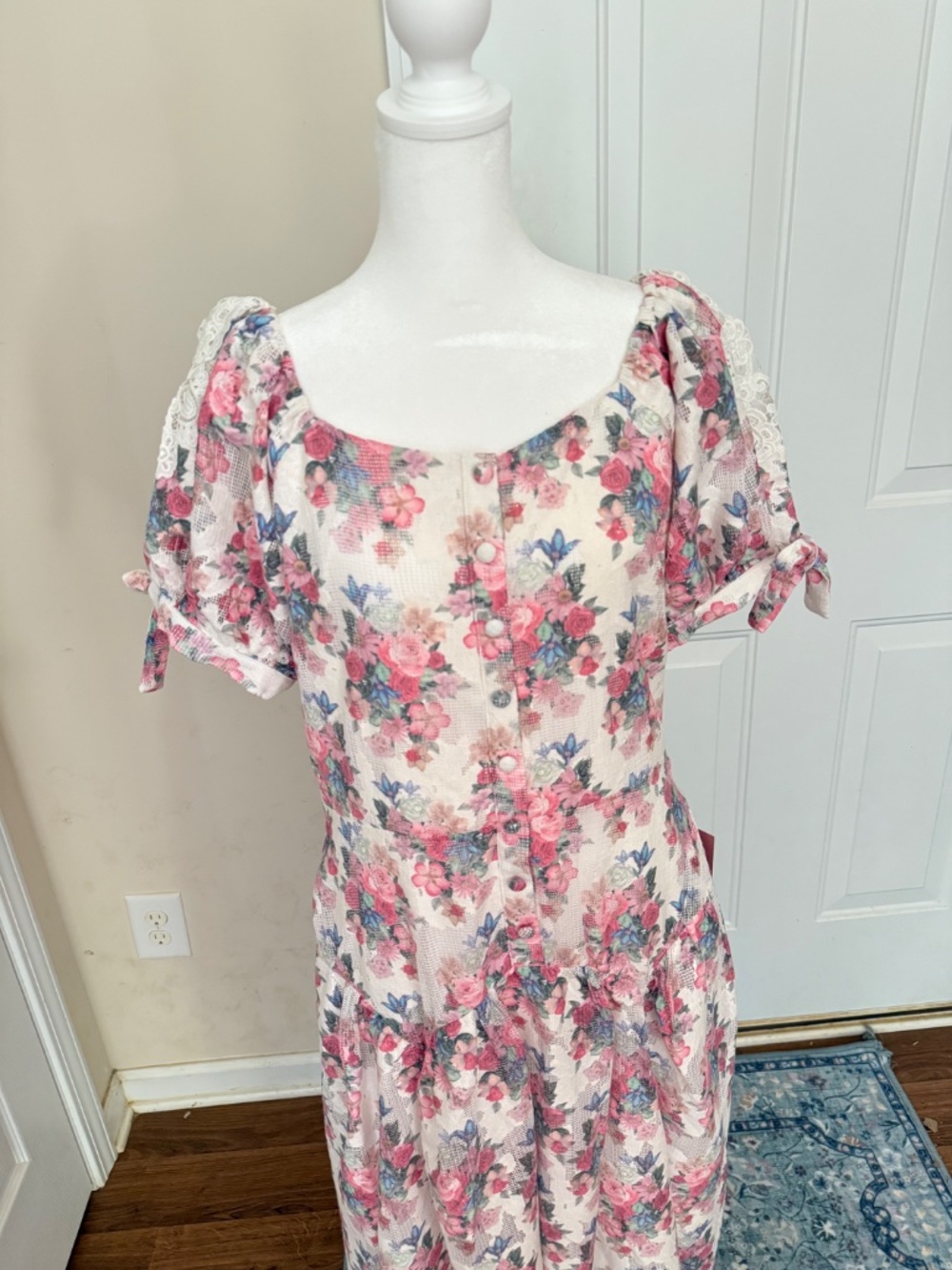 Ivy City Co Lizzy Midi Dress in Pink Floral Size L NWT - Picture 11 of 14